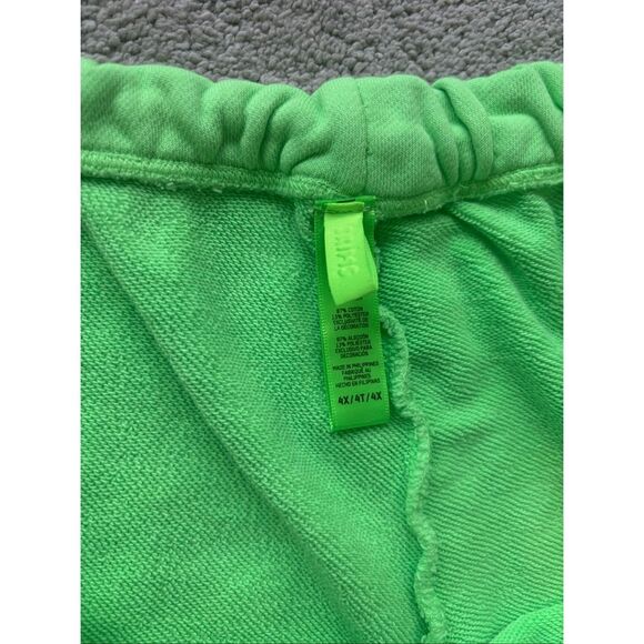 NWOT SKIMS Light French Terry Pant - Neon Green 4X, $80 A28 - Picture 5 of 7